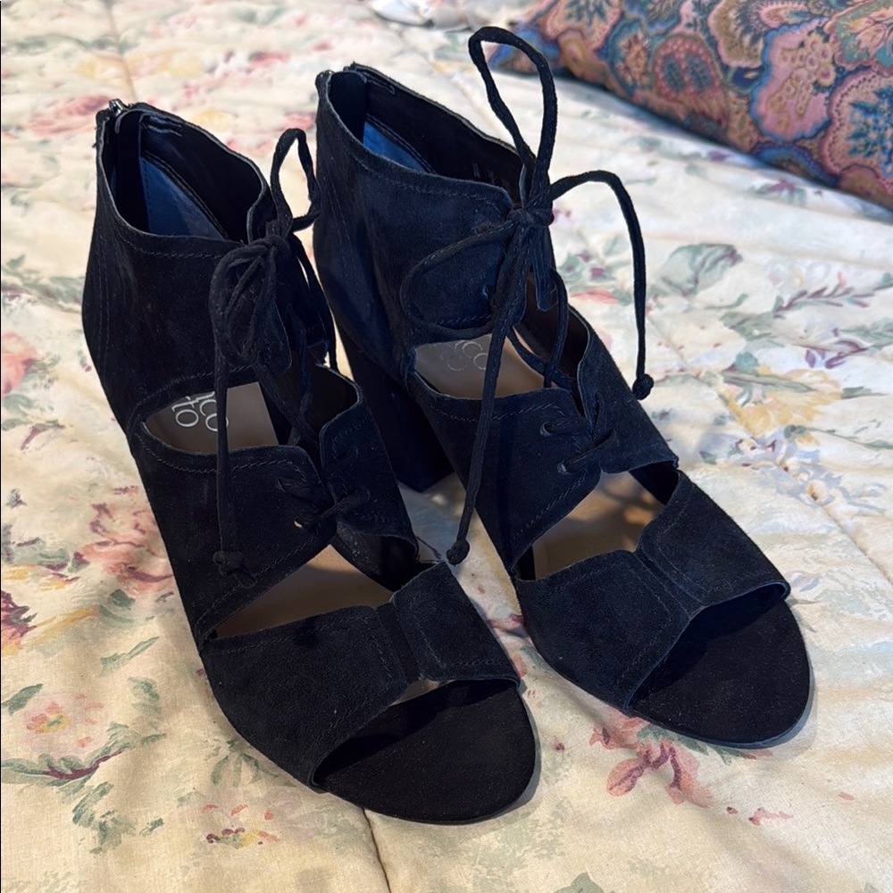 Franco Sarto Black Lace Up Boots Elegant Design